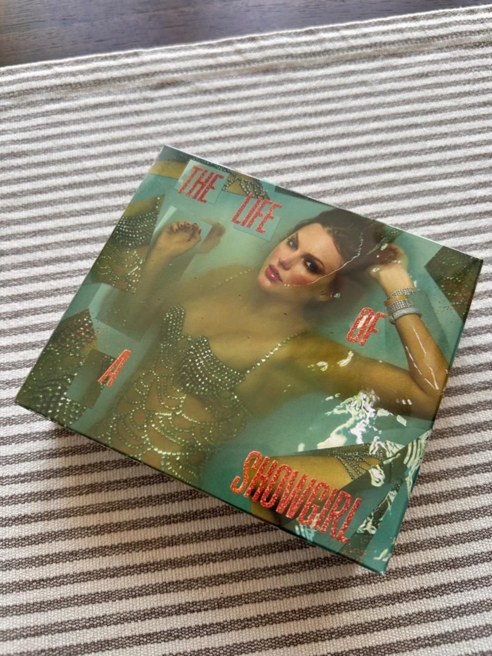 💫🌟❤️ NWT Taylor Swift "The Life of a Showgirl" Delux CD collectible box set